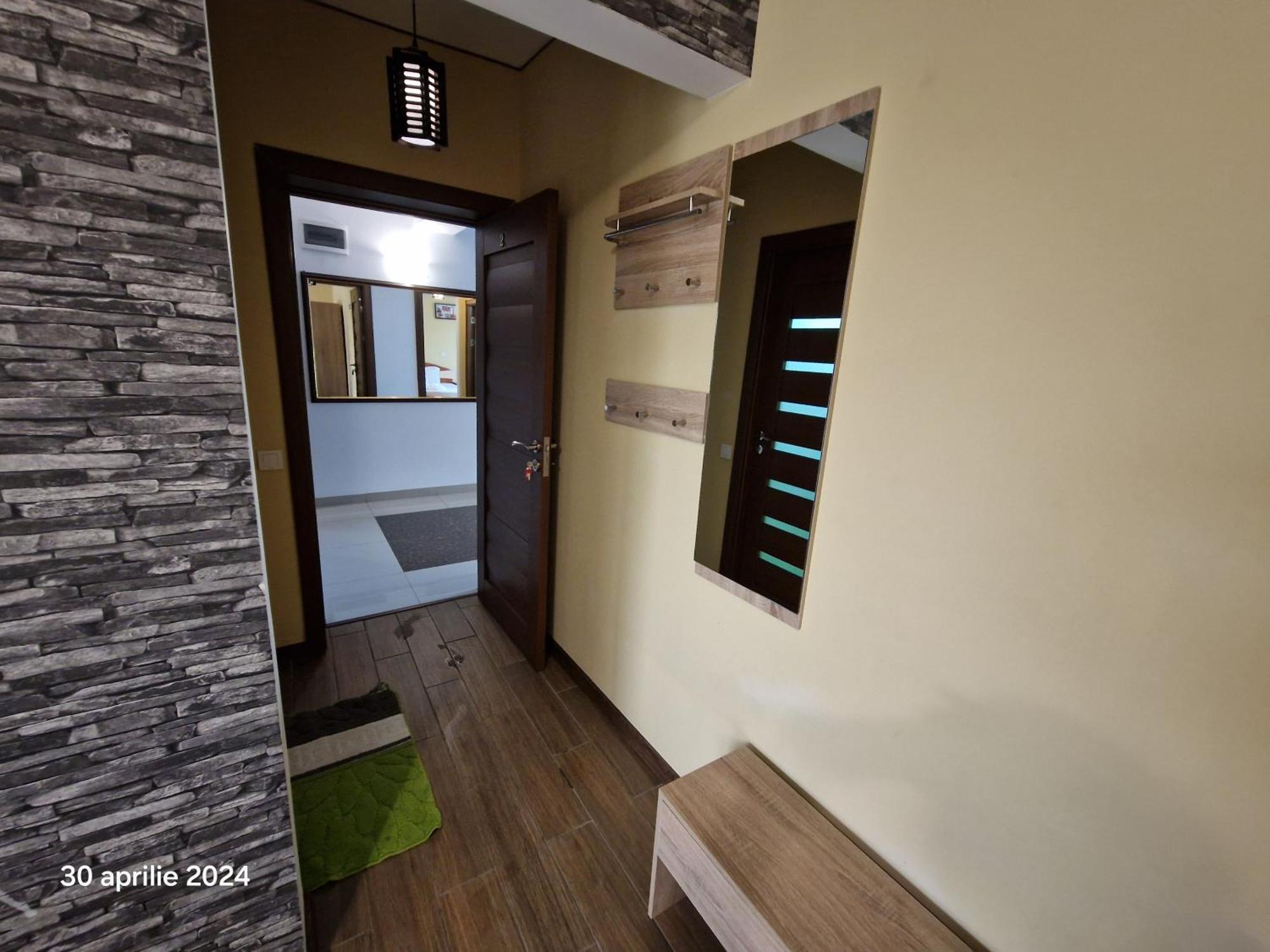 Casa Adrian 2 Mai Apartment Стая снимка